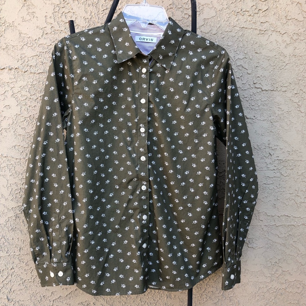 3 for $25 Women’s Orvis Button Front Shirt Sz 6